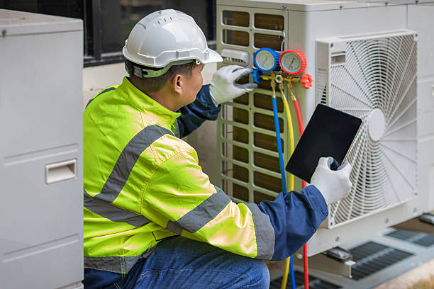 Professional Heat Pump Repair technician working in Clarksboro, NJ